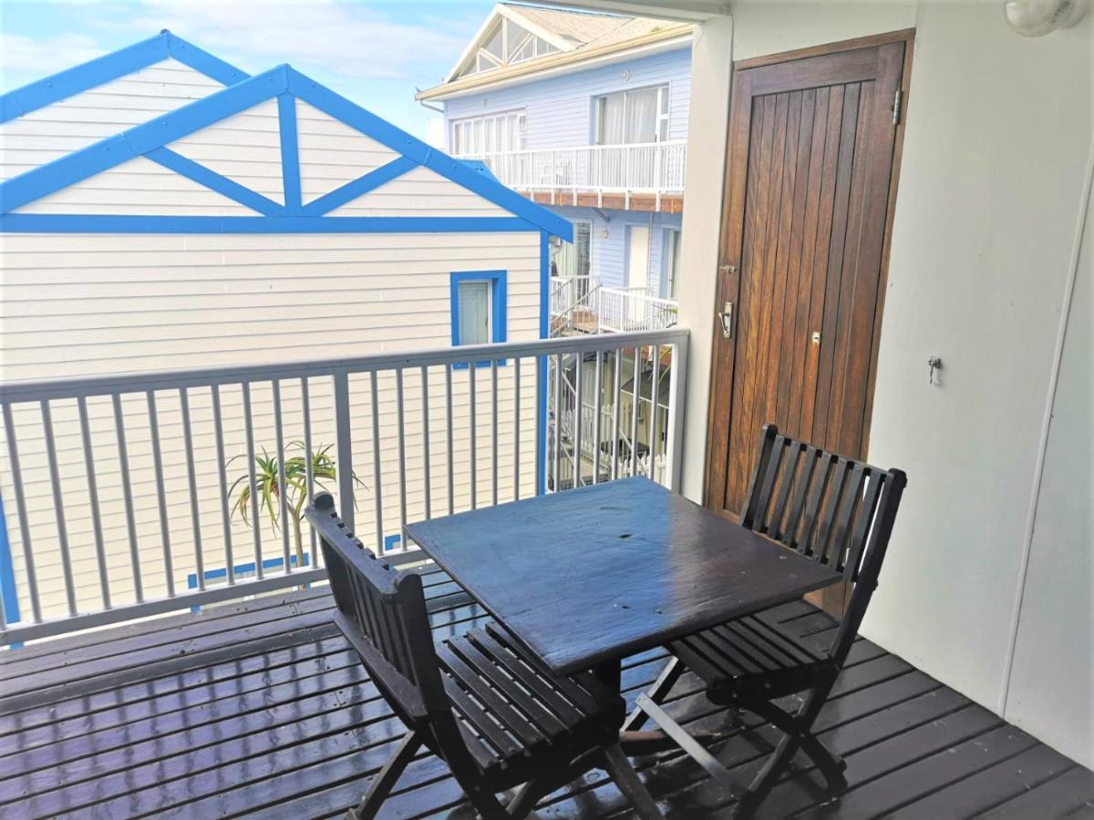 Point Village Guest House Mossel Bay Exterior photo